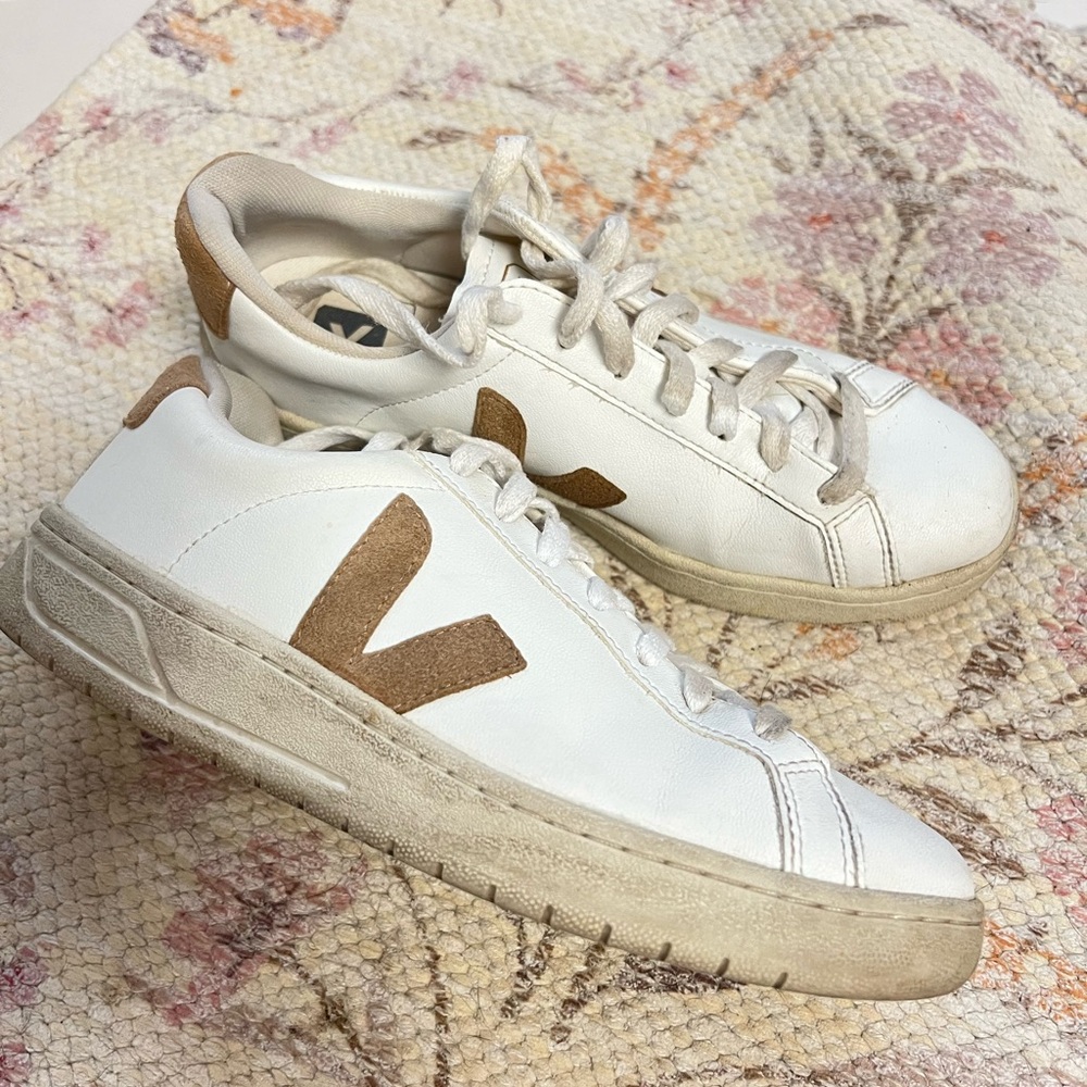 Veja Women's White and Tan Sneakers